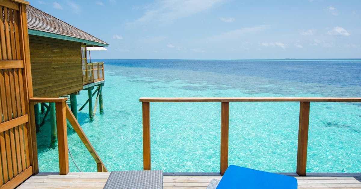 Safety Features to Consider When Building Aluminium Decks